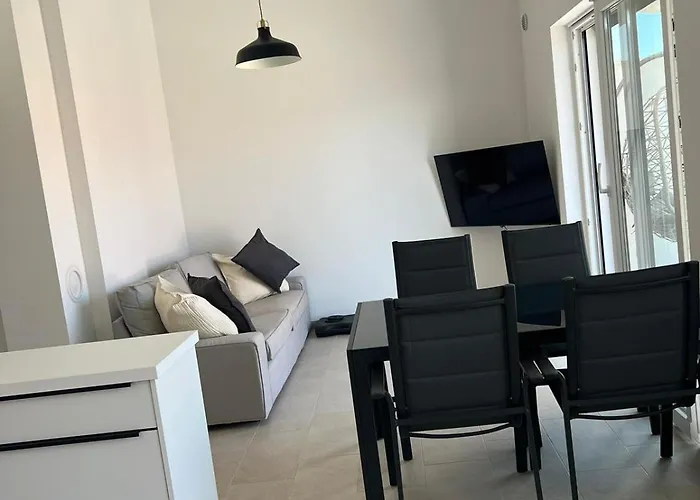 Solaris Apartments
